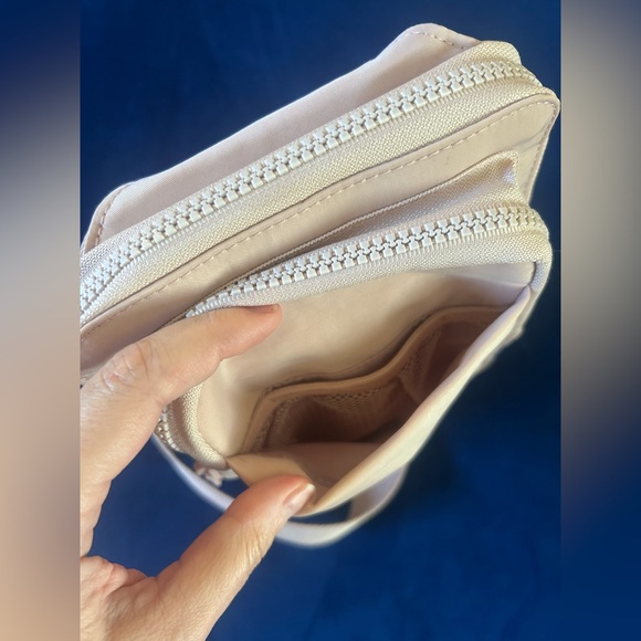 BÉIS Sport Sling in Atlas Pink - Picture 10 of 11